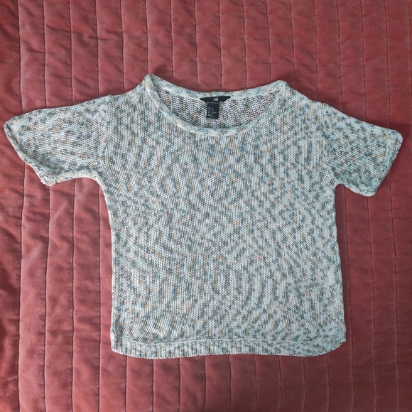 H&M Knitted Pattern Speckles Short Sleeve Sweater & White Collared Shirt Bundle - Picture 2 of 10